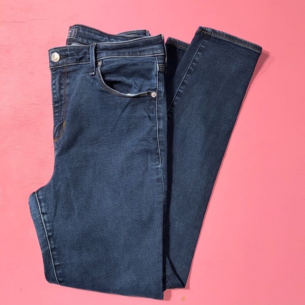 A&F Simone High Rise Super Skinny Jeans